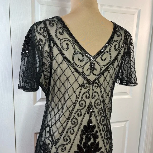 Fundaisy Elegant Black beaded and Cream cocktail, party Dress, size XL - Picture 8 of 16